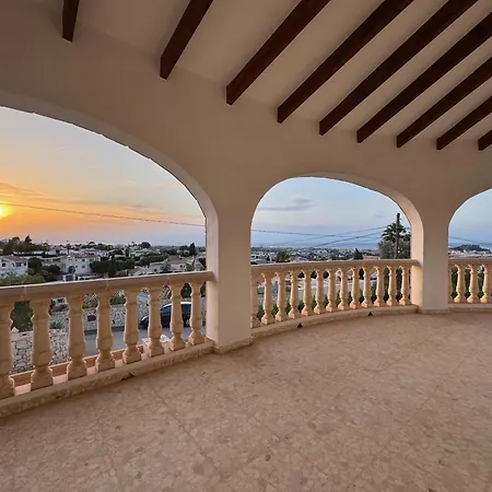 Casa Vargas Holiday home *